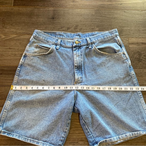 Vintage Wrangler Denim Shorts 100% Cotton mom style shorts - Picture 8 of 10